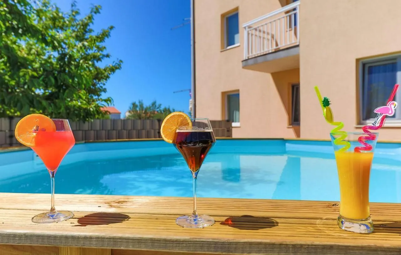 Apartments Mohito Kastela