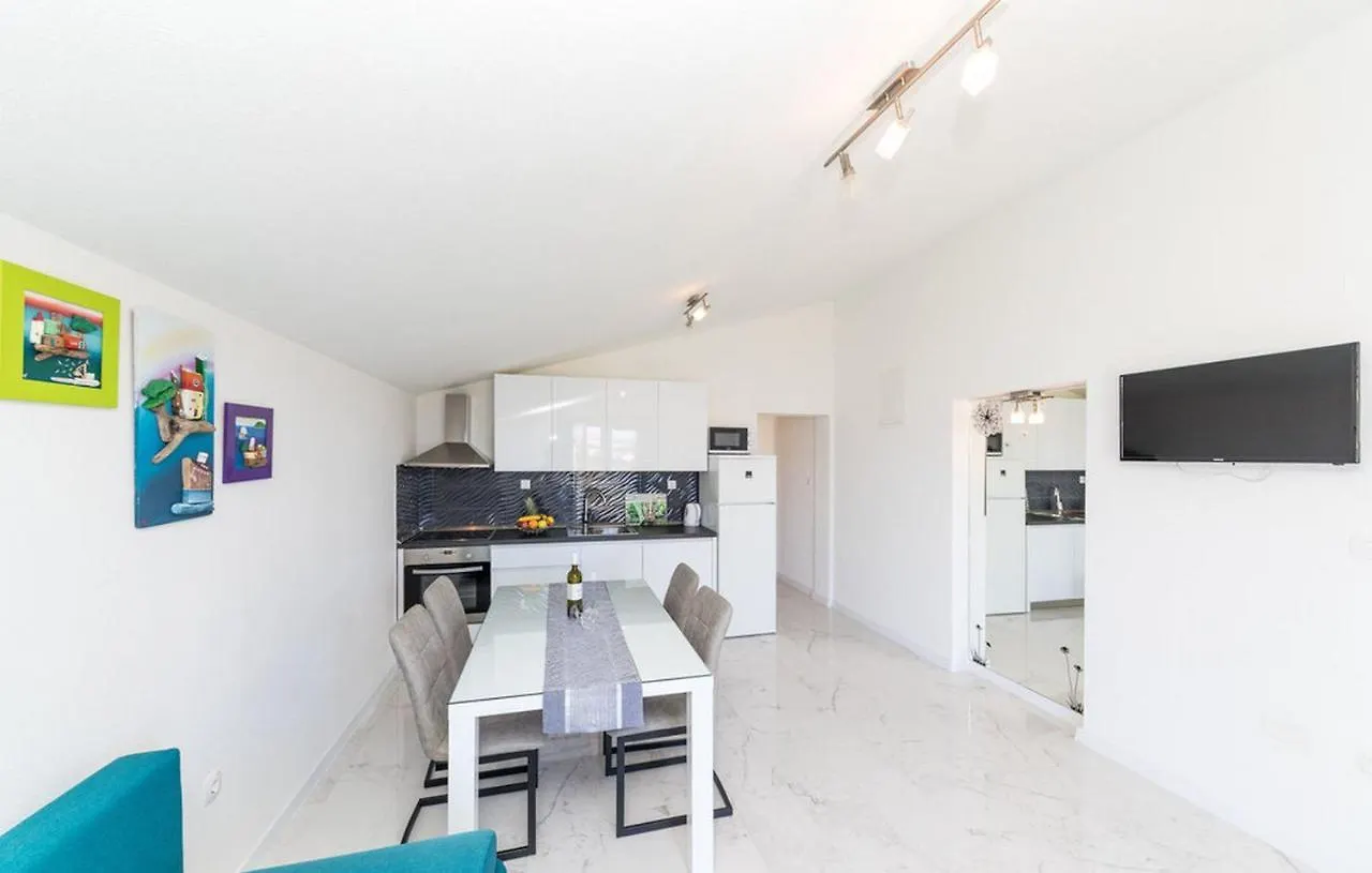 Apartments Mohito Kastela 0*,  Croatia